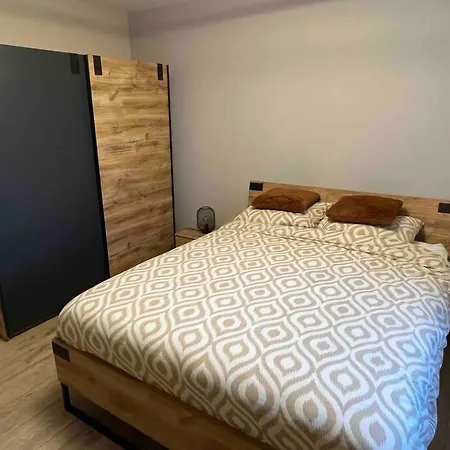 Situe Dans La Nature Des Hautes-fagnes